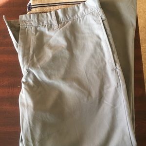 Men’s Gap Khakis, Size 38/30, in Grey Pearl